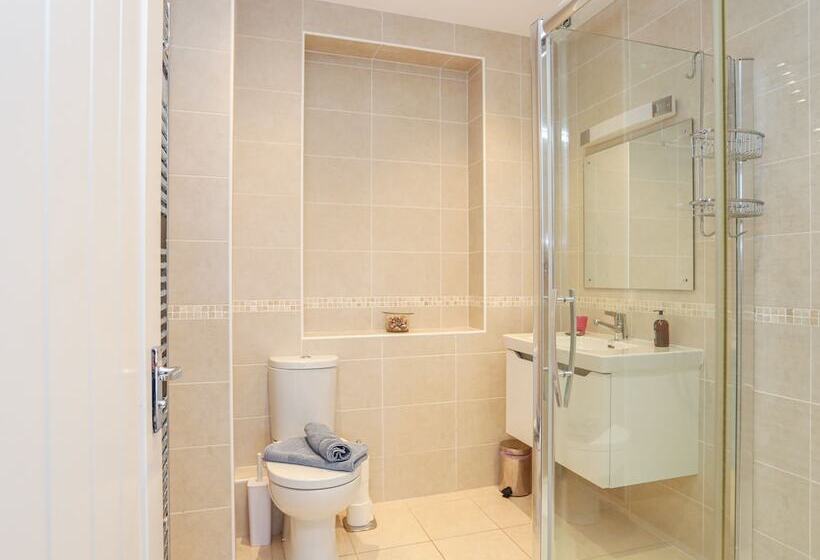 The Old Lifeboat House