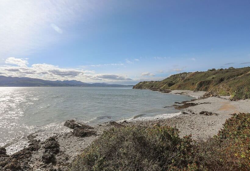 The Old Lifeboat House