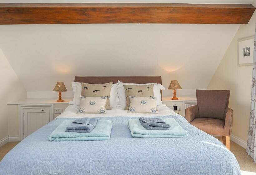 The Old Lifeboat House