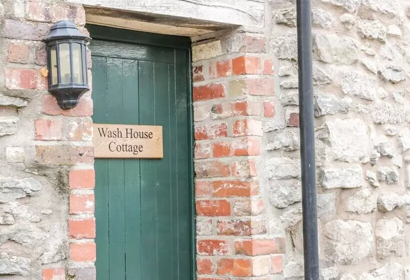 Wash House Cottage