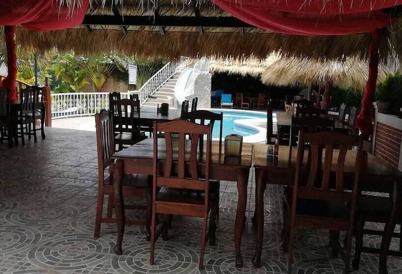 Apart Hotel Acuarious De Luis