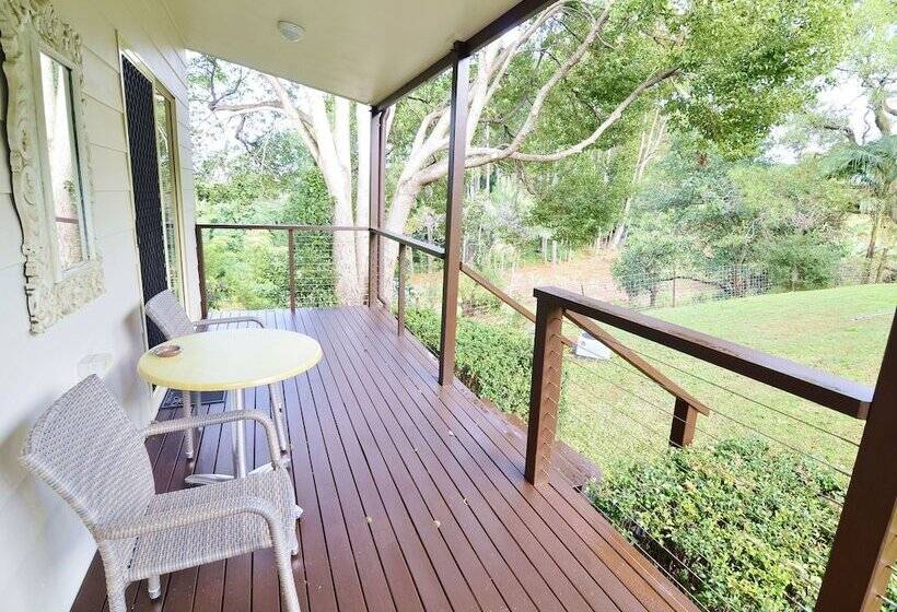 Apple Tree Cottage & Studio