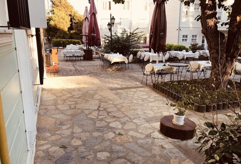 Hotel Calikusu Tarihi Besevler