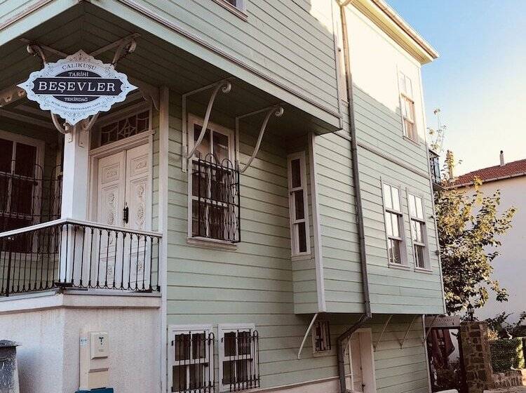 Hotel Calikusu Tarihi Besevler