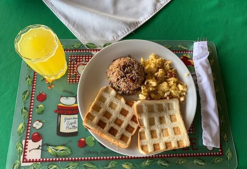 هتل All Rankins Eco Lodge