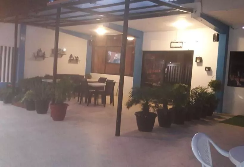 Hotelli Brisas Del Pacifico