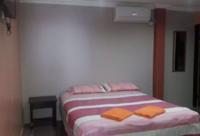 Hotelli Brisas Del Pacifico