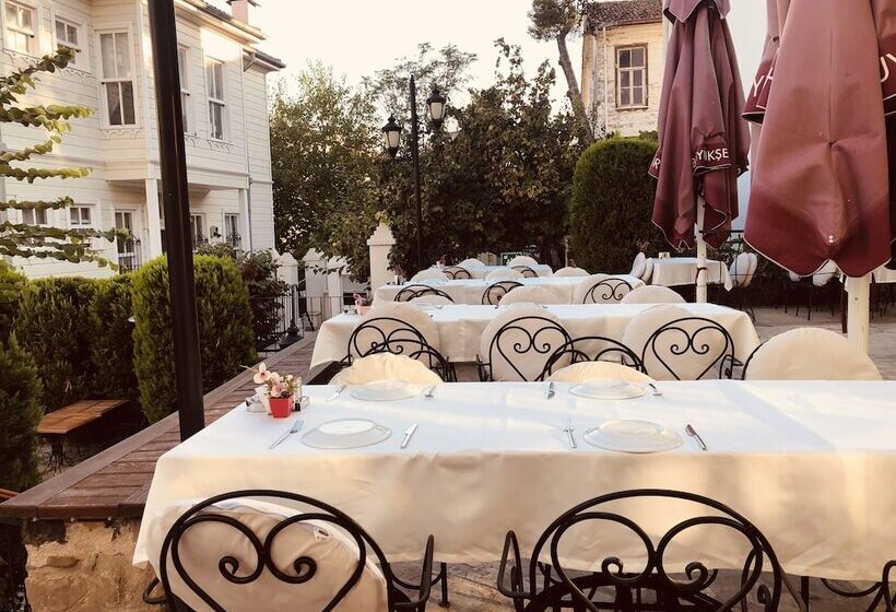 Hotel Calikusu Tarihi Besevler