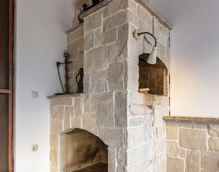 בית מלון כפרי Calypso Lakeview Villas