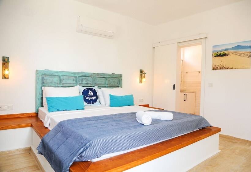 בית מלון כפרי Calypso Lakeview Villas