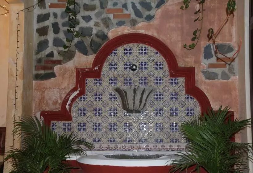 هتل Casa El Calvario