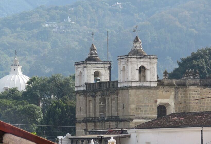 هتل Casa El Calvario