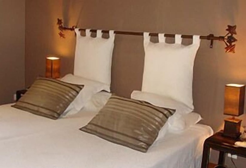 فندق Château Isabeau De Naujan