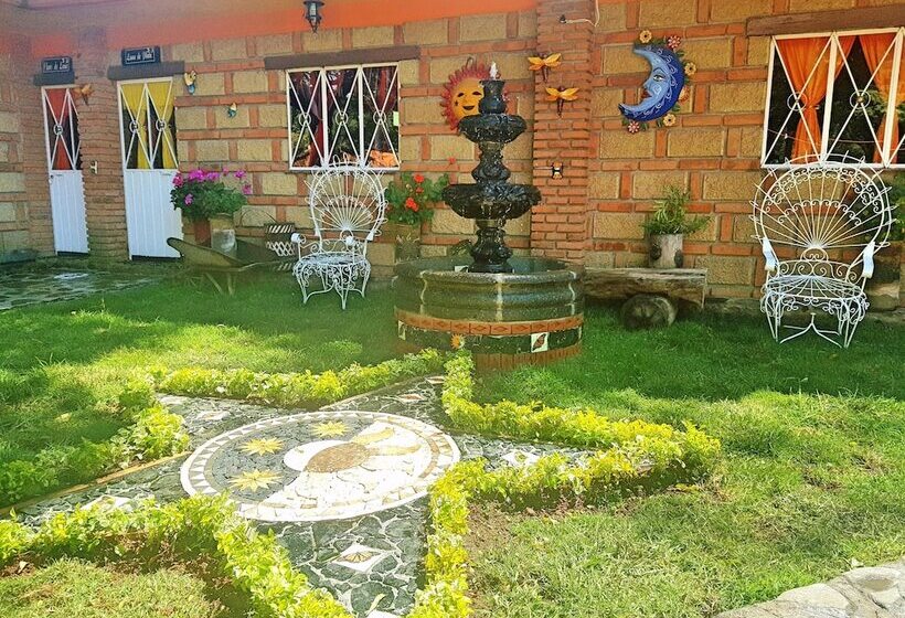 فندق Estrella De Huasca