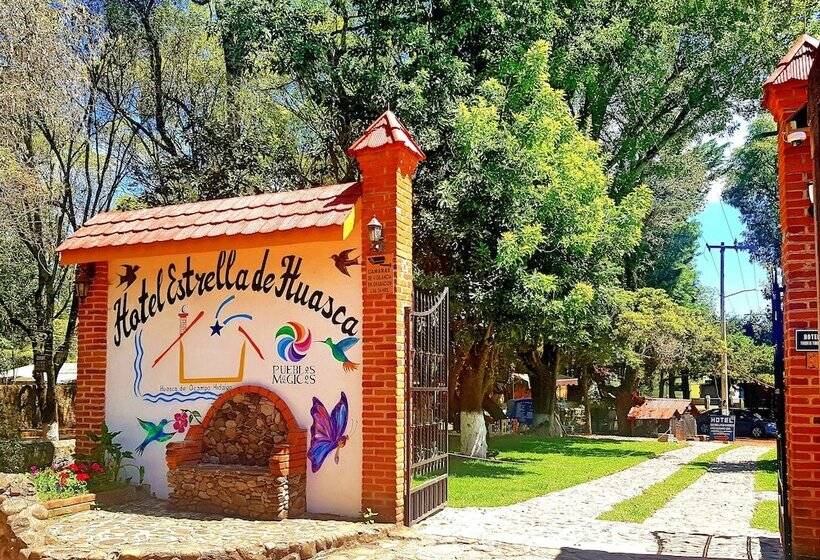 فندق Estrella De Huasca