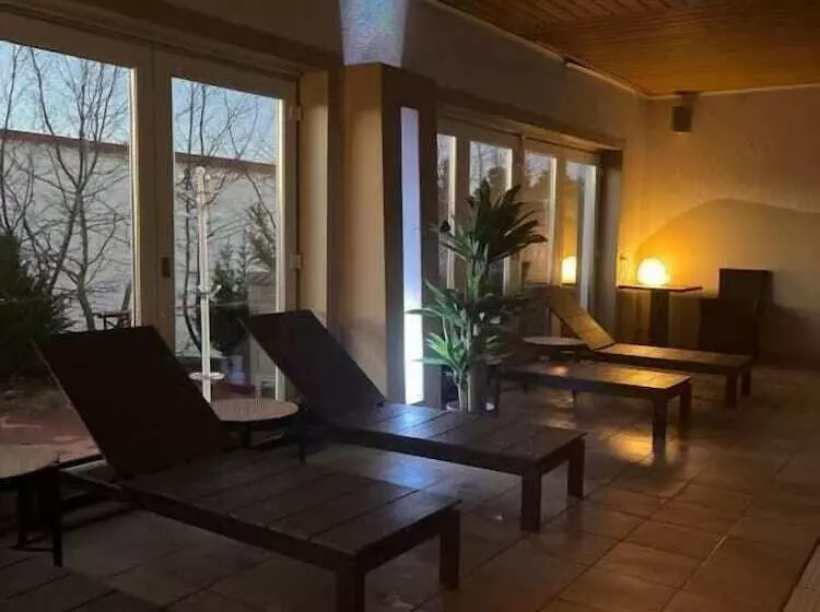 Hotelli Fröjel Resort & Spa