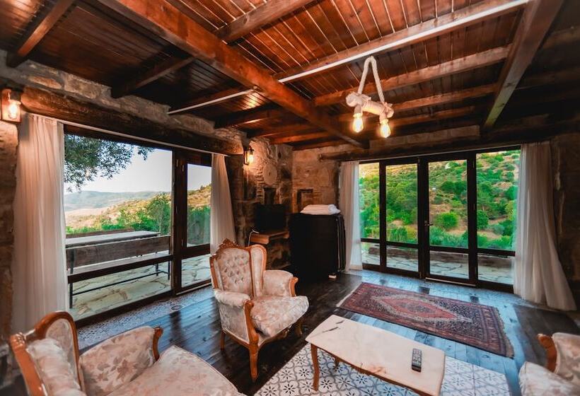 هتل Heaven's Gate