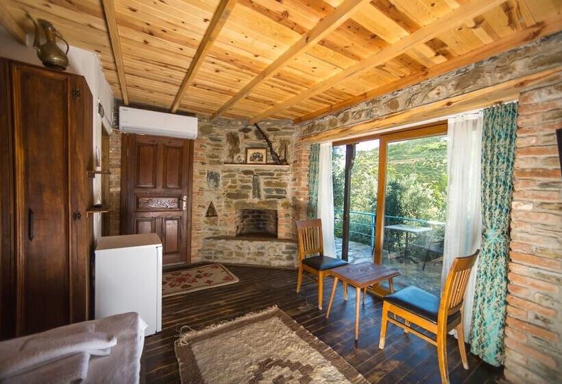 هتل Heaven's Gate