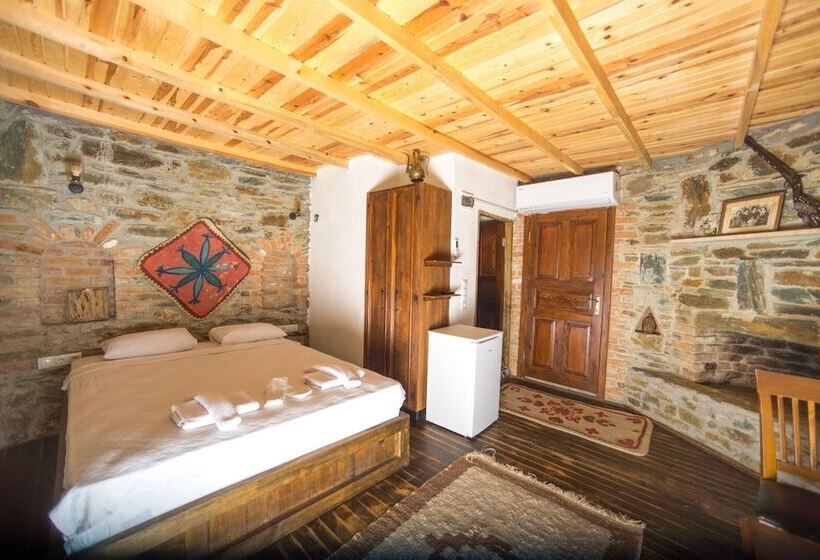 هتل Heaven's Gate