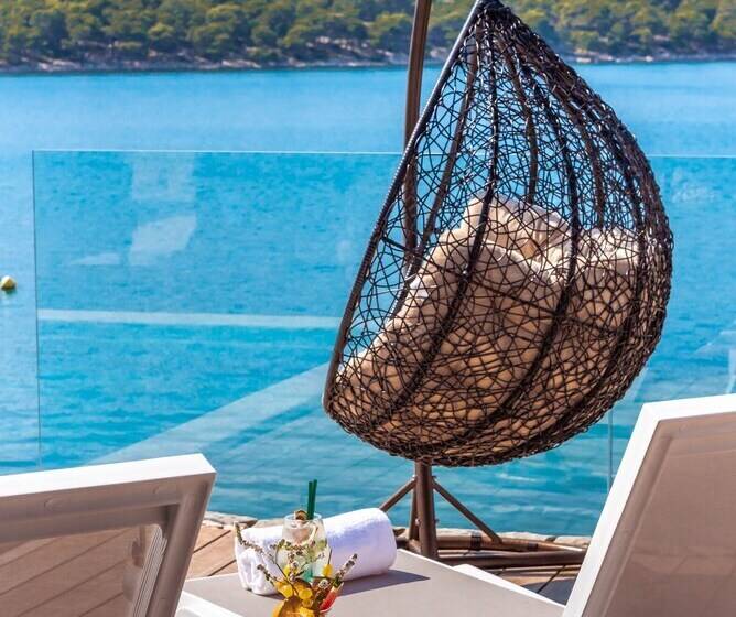 בית מלון כפרי Olivia Green Camping