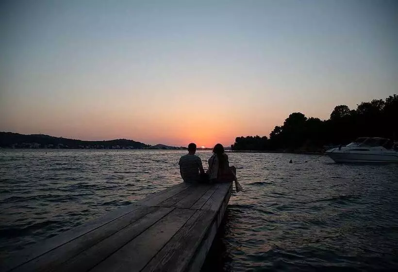 Hotelli Olivia Green Camping