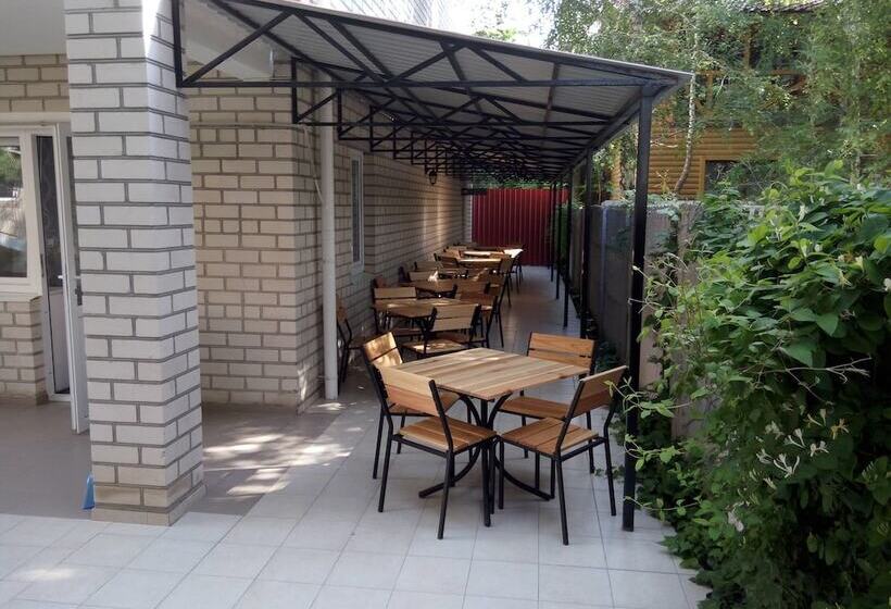 בית מלון כפרי Pansionat Otrada