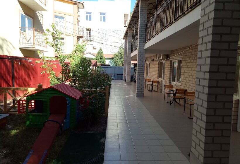 בית מלון כפרי Pansionat Otrada