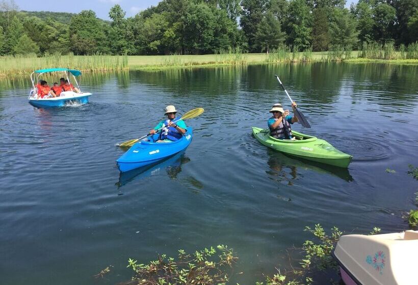 모텔 The Golf Inn At Qc Resort And Rv