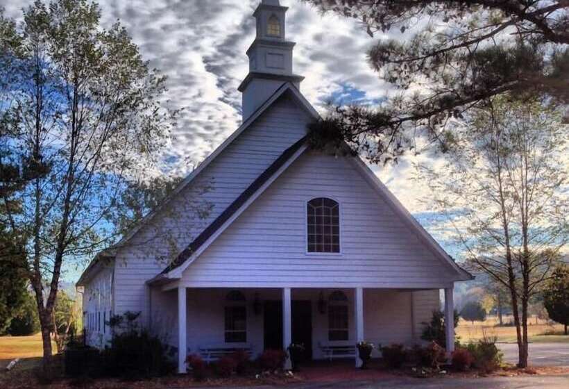 모텔 The Golf Inn At Qc Resort And Rv