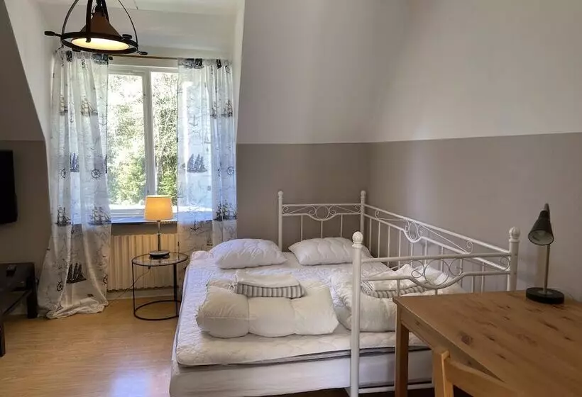 Majatalo Garpgården