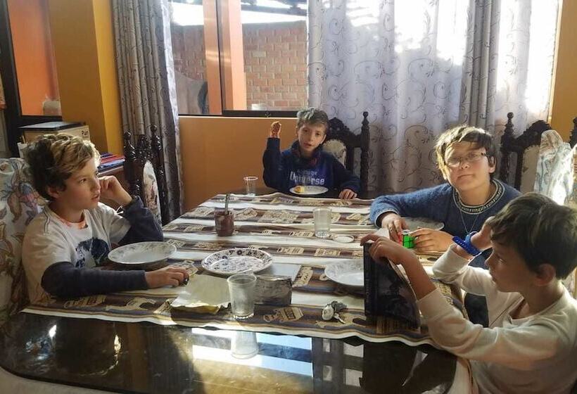 بنسيون Maxi's House