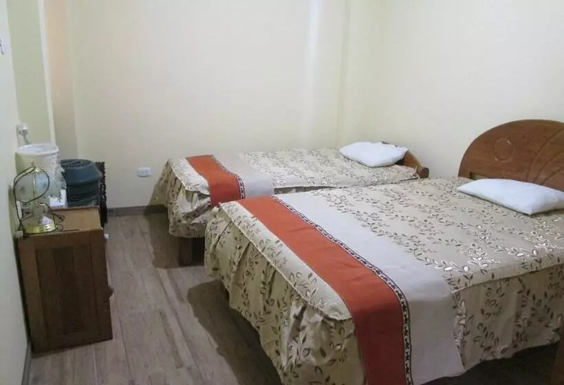 پانسیون Maxi's House