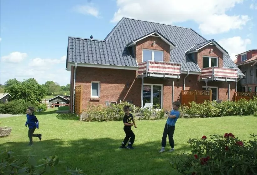 Majatalo Ponyhof Naeve Am Wittensee