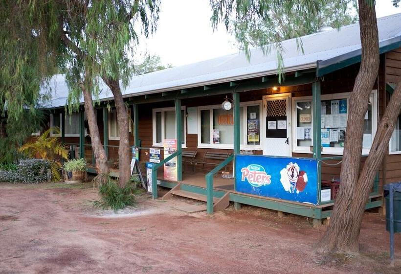 Курорт Gracetown Caravan Park