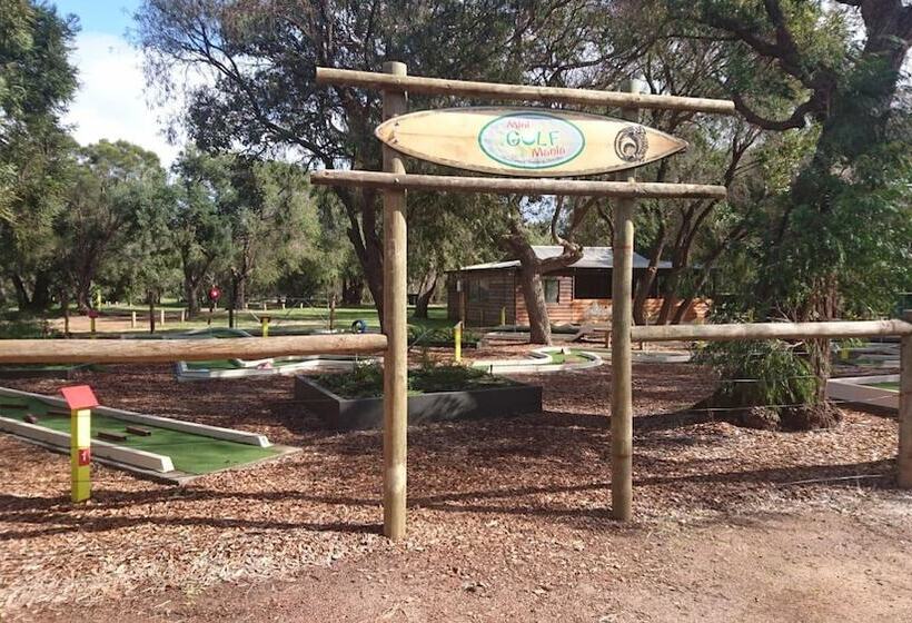 Курорт Gracetown Caravan Park