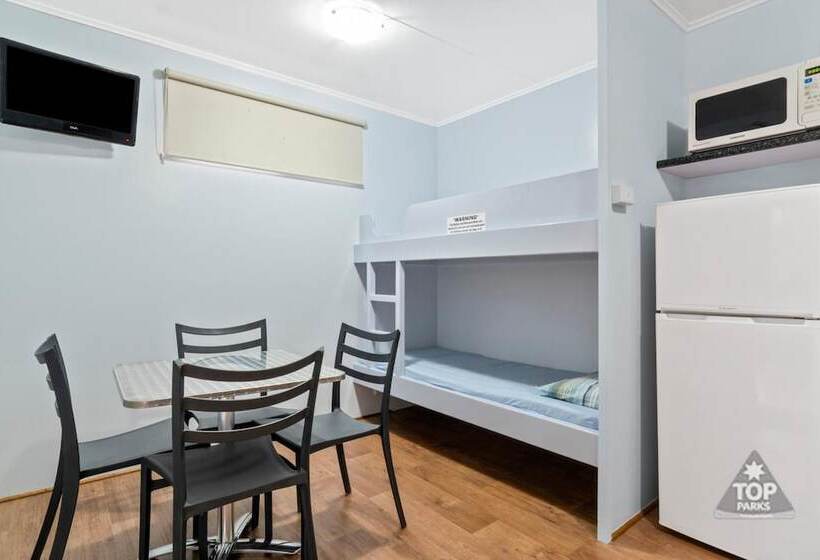 Курорт Gracetown Caravan Park