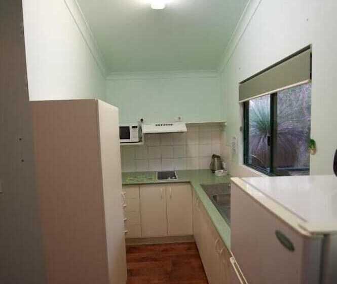 Курорт Gracetown Caravan Park