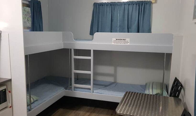 Курорт Gracetown Caravan Park