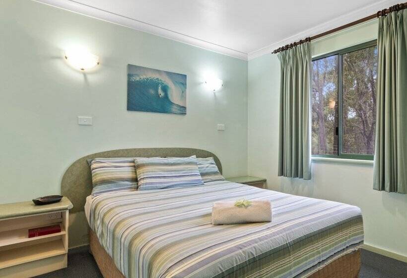 Курорт Gracetown Caravan Park