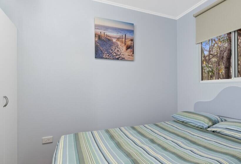 Курорт Gracetown Caravan Park