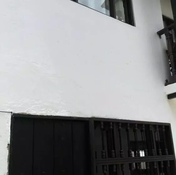 Villa Paraíso   Hostel