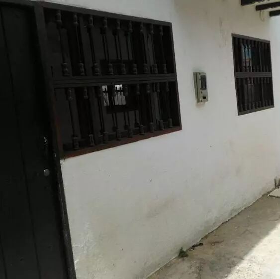 Villa Paraíso   Hostel
