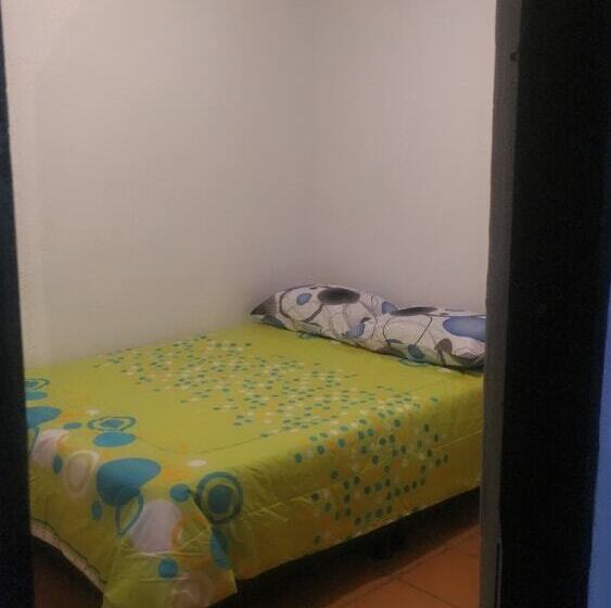 Villa Paraíso   Hostel