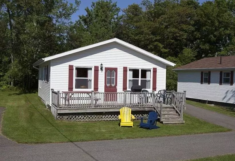 Anne S Windy Poplars Cottage Resort