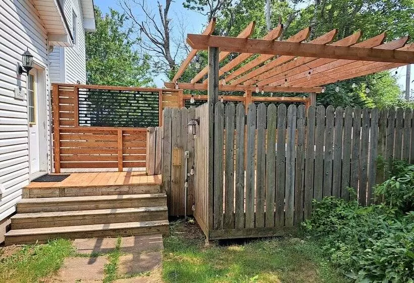 Anne S Windy Poplars Cottage Resort