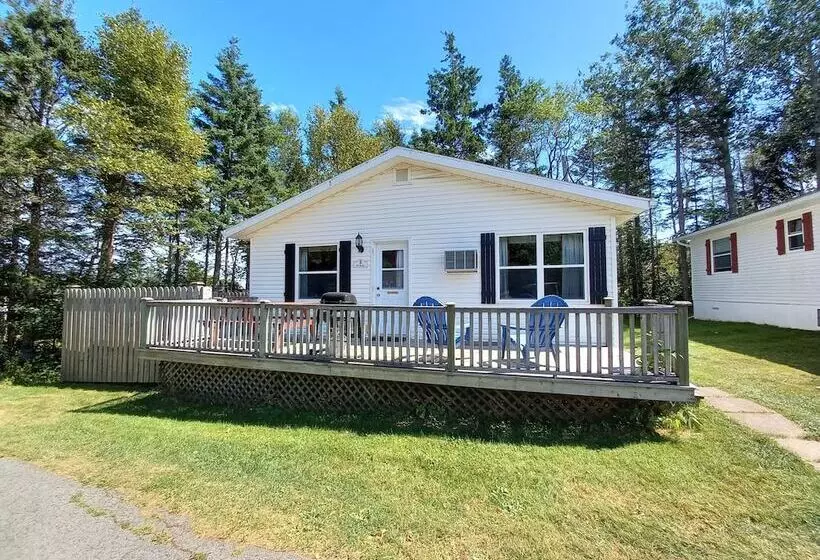 Anne S Windy Poplars Cottage Resort