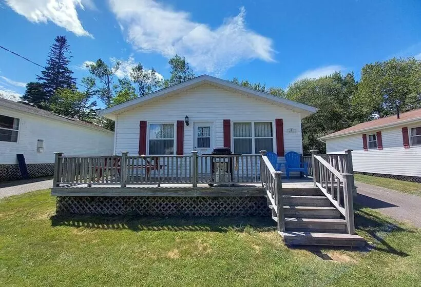 Anne S Windy Poplars Cottage Resort