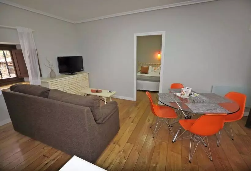 Apartamentos Santa Lucía