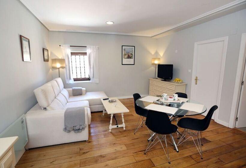 Apartamentos Santa Lucía