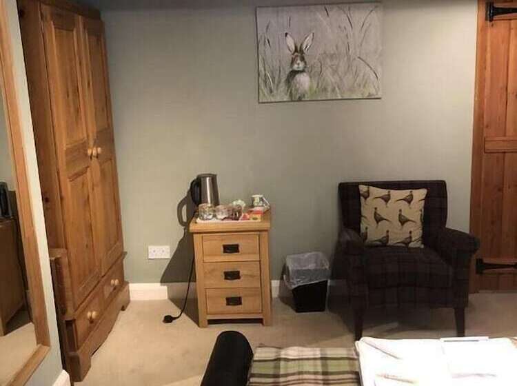 Bed and Breakfast Over The Bridge